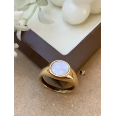 خاتم بفص ابيض  - تصميم عصري أنيق